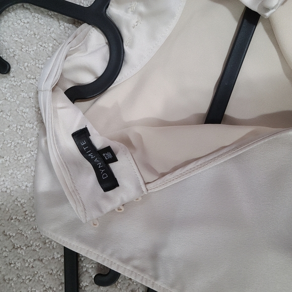 Clothes - Picture 3 of 15